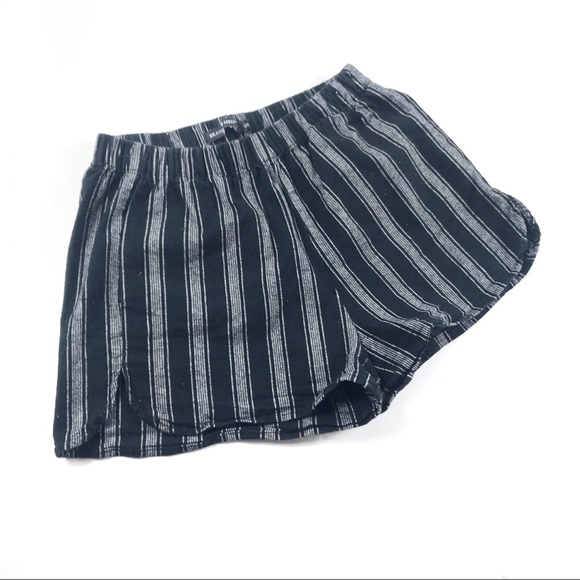 Brandy Melville Pants - 🌵 Brandy Melville Black White Striped Shorts